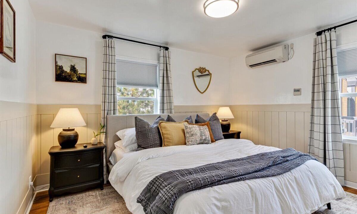 Photo of Bedroom in East Central