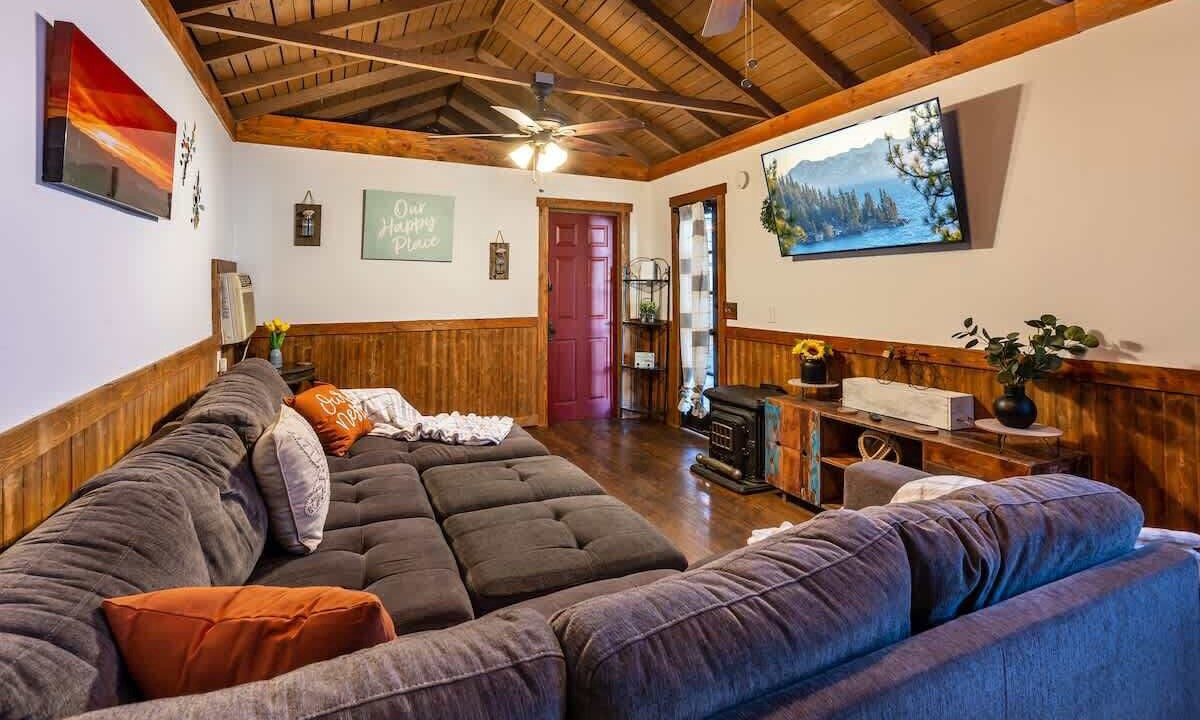 Photo of Bedroom in Riverside