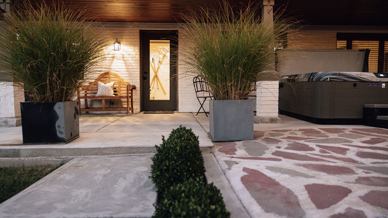 Photo of Patio Balcony in East Millcreek