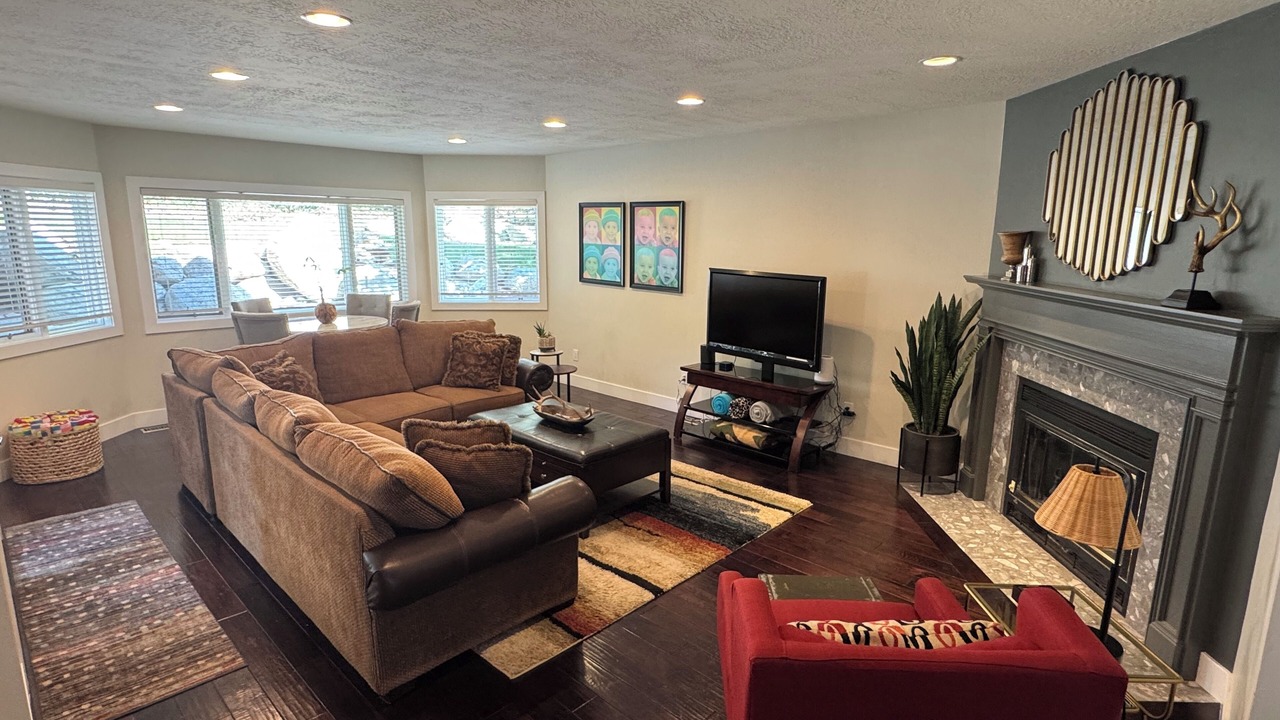 Photo of Bedroom in Sandy