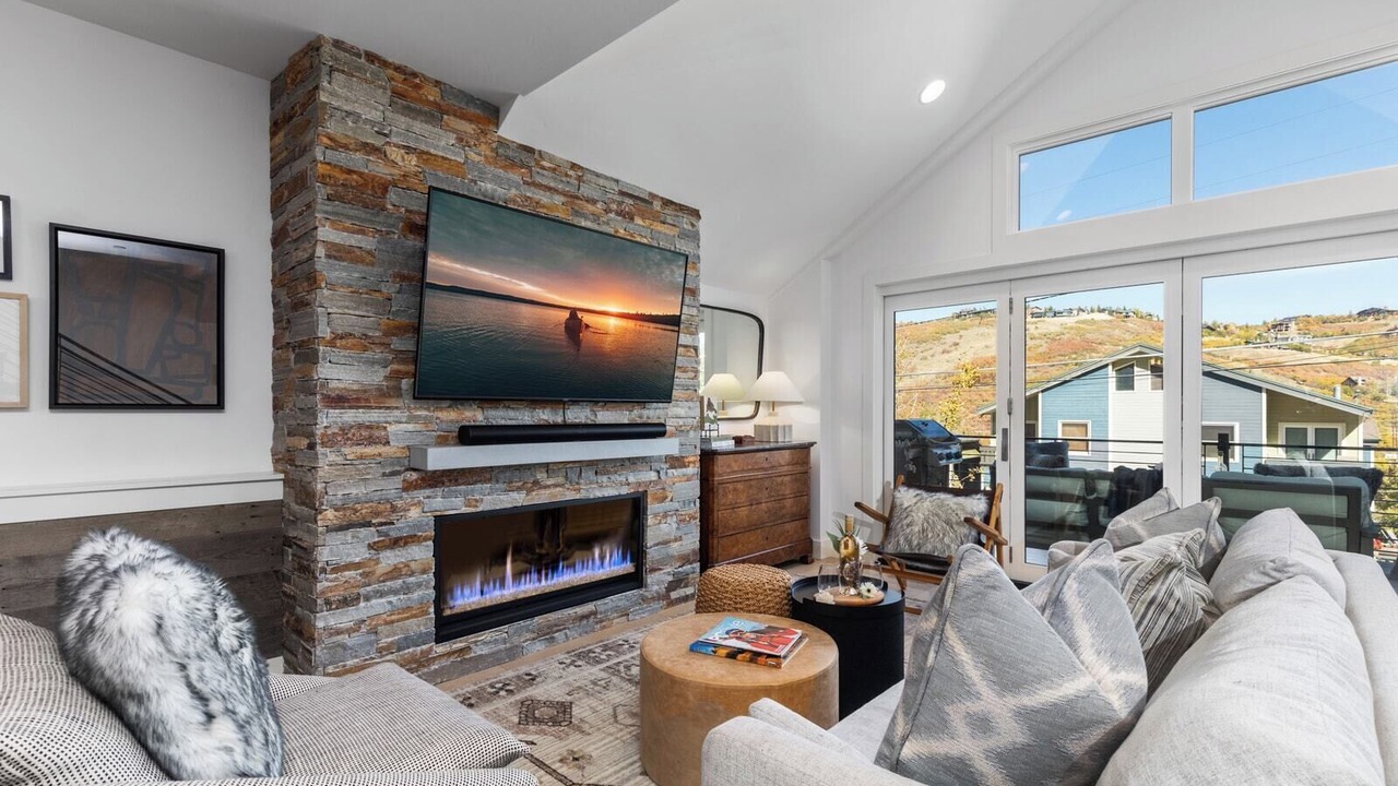 Photo of Livingroom in North Park City