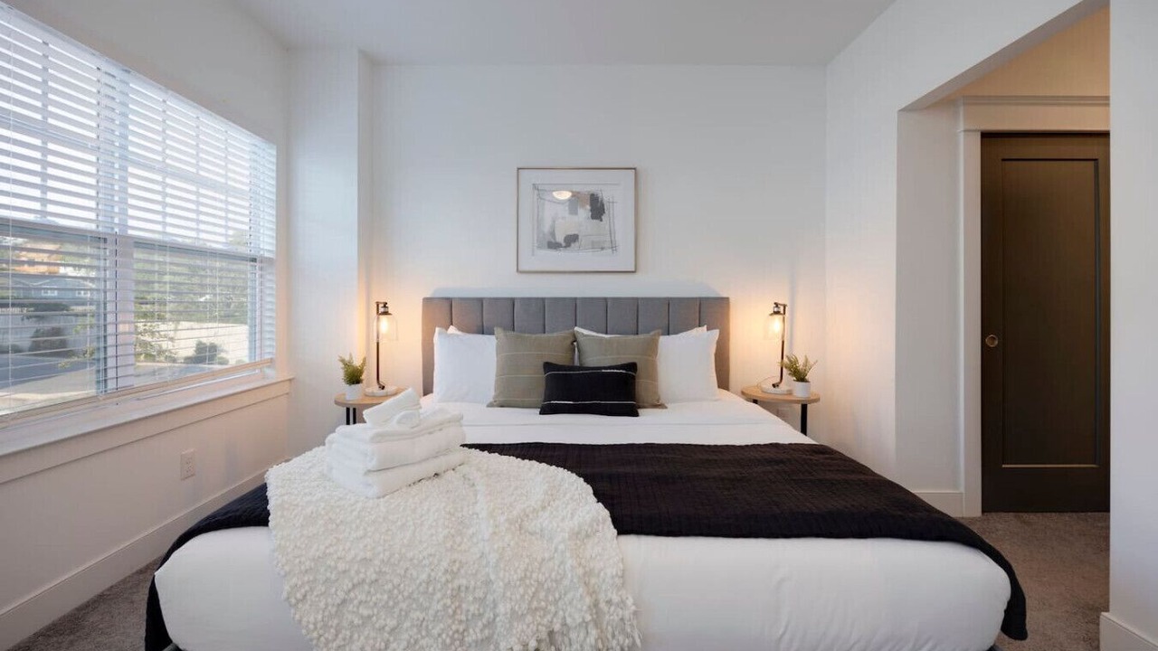 Photo of Bedroom in Charlotte Park