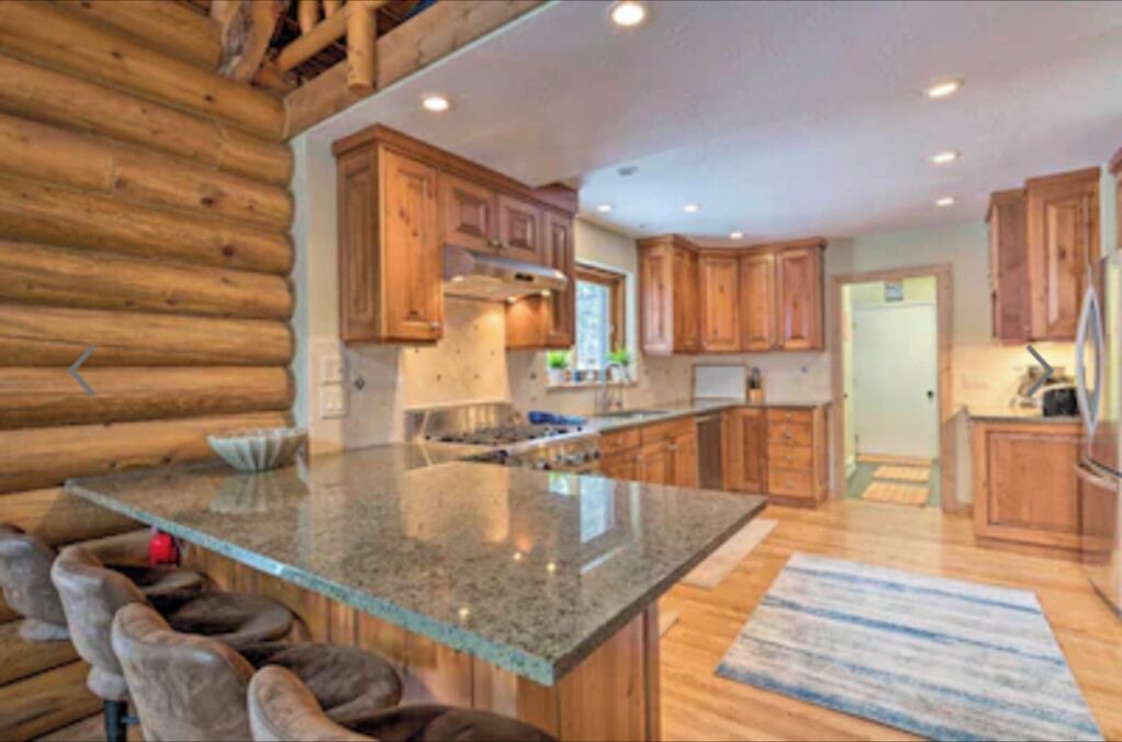 Photo of Kitchen in Summit Park