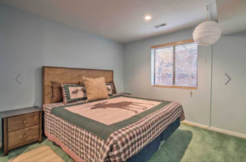 Photo of Bedroom in Summit Park