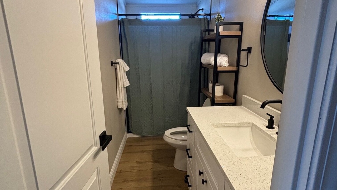 Photo of Bathroom in Biggar