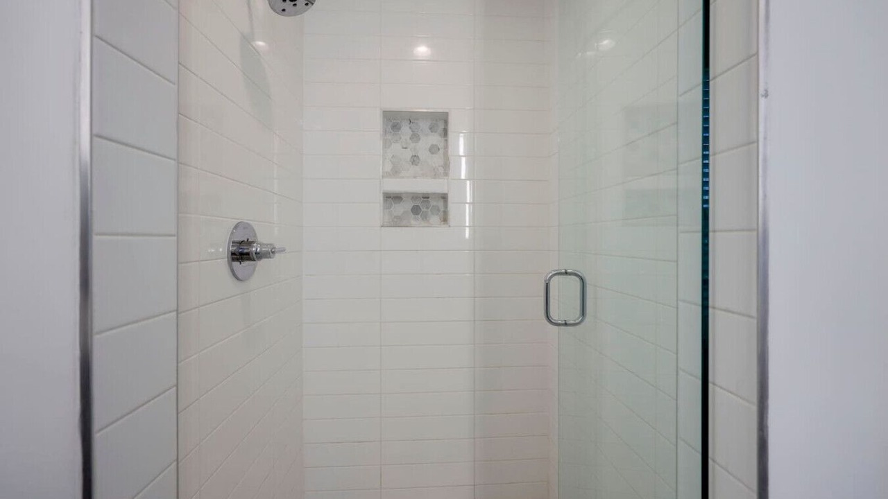 Photo of Bathroom in Charlotte Park