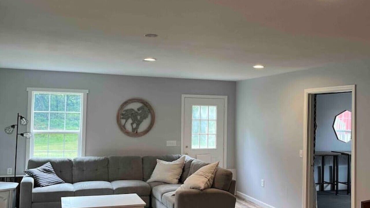 Photo of Livingroom in Marietta-Alderwood