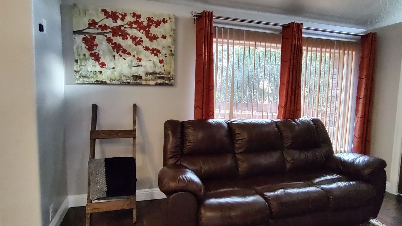 Photo of Livingroom in Toquerville