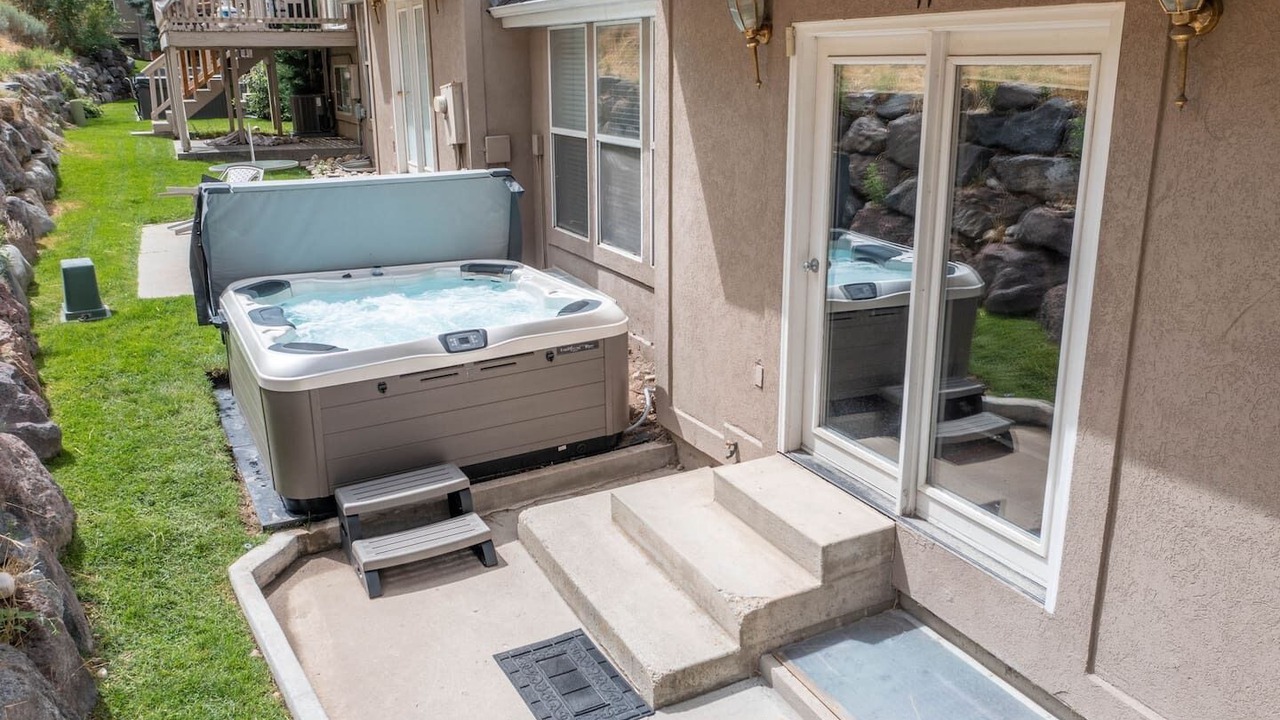 Photo of Patio Balcony in Cottonwood Heights