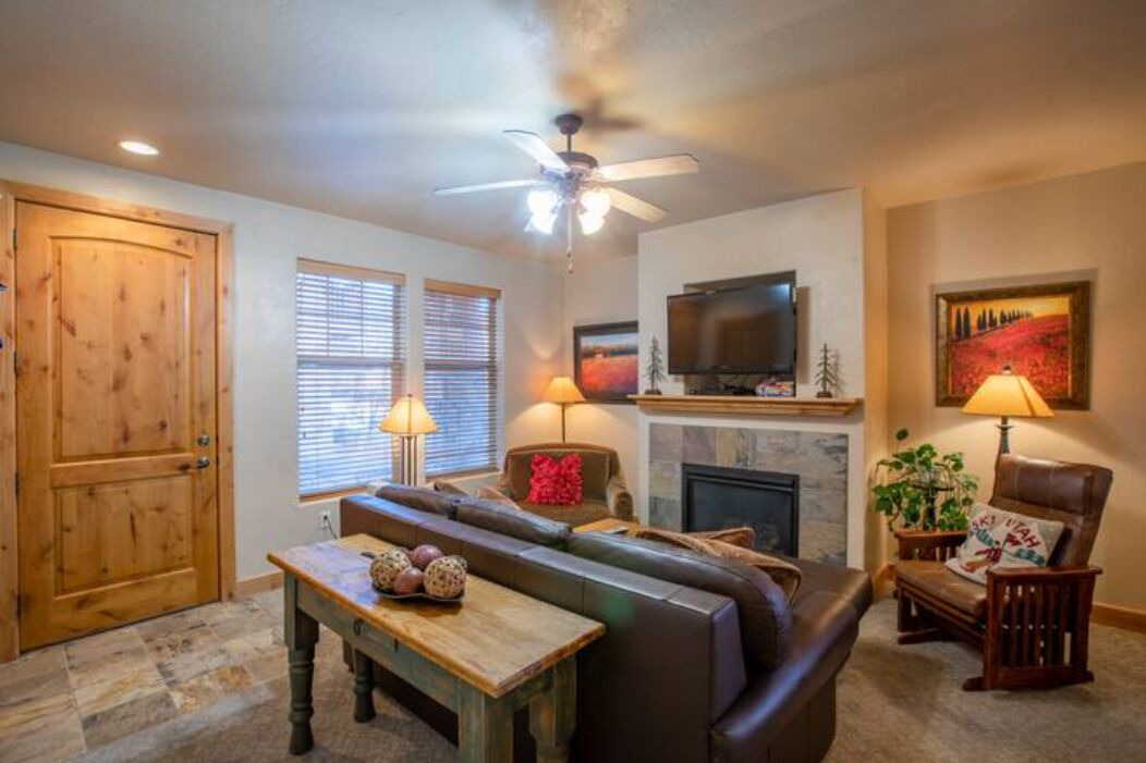 Photo of Livingroom in Kimball Junction
