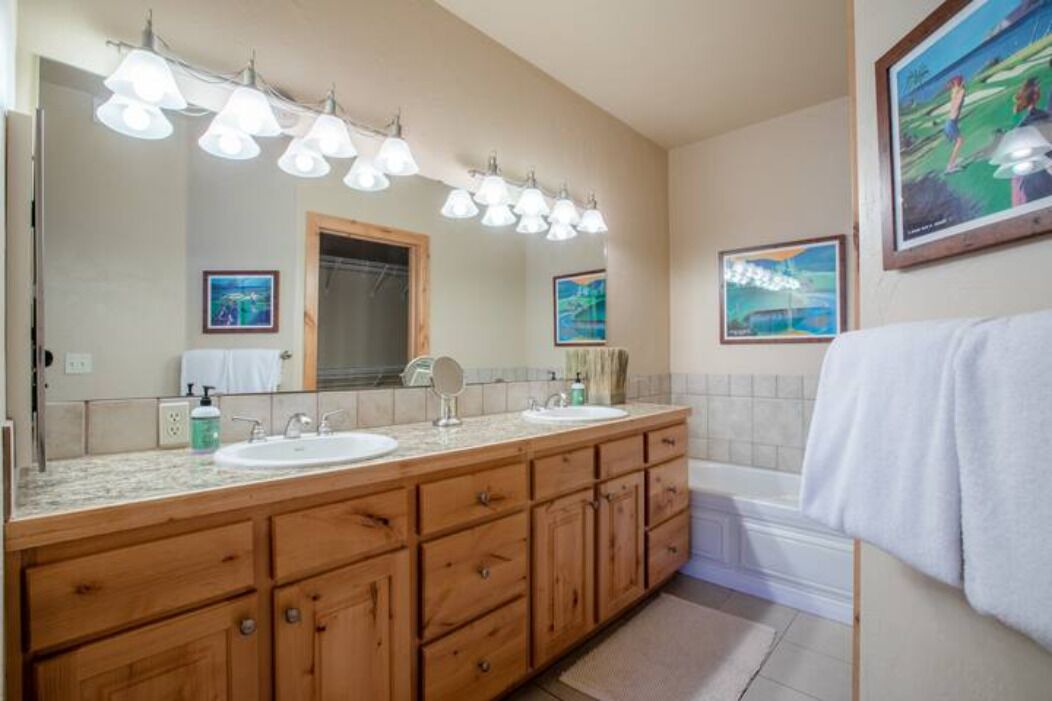 Photo of Bathroom in Kimball Junction
