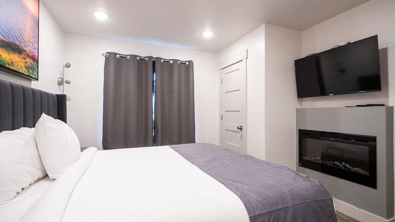 Photo of Bedroom in Garden City