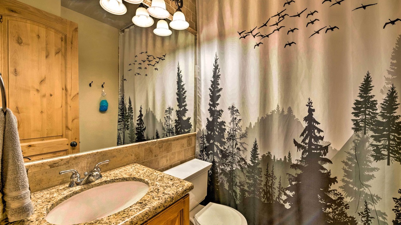 Photo of Bathroom in Canyon Links