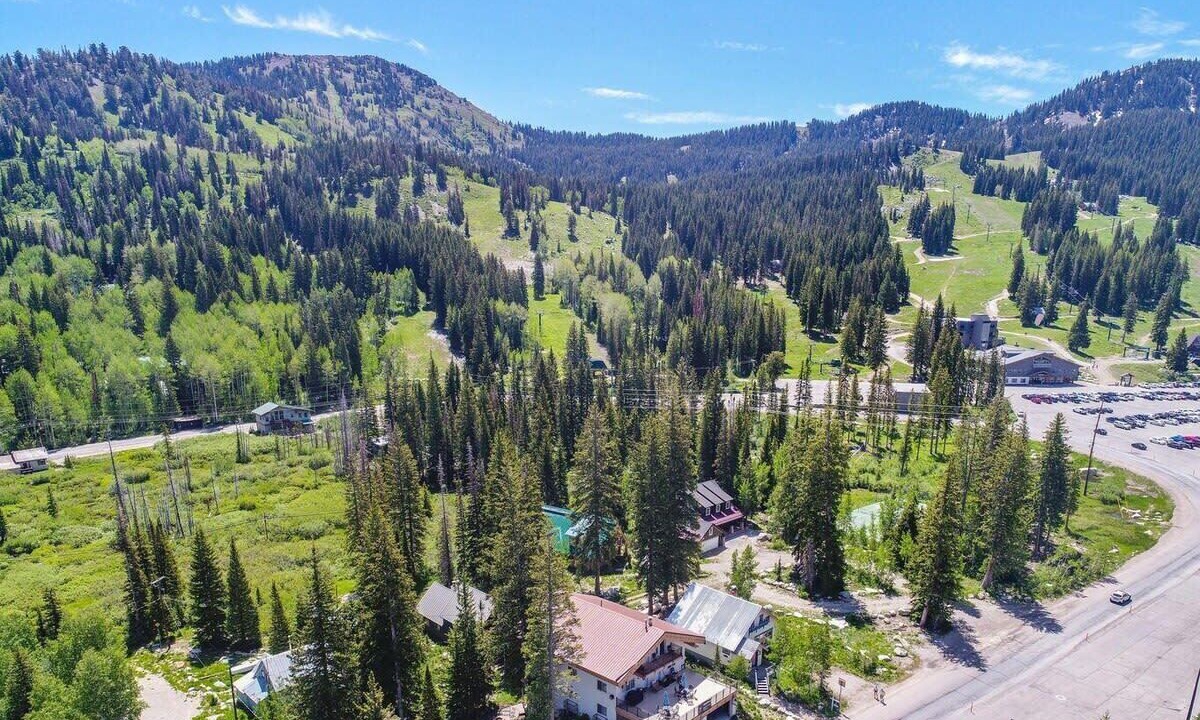 Photo of Others in Salt Lake Mountain Resorts