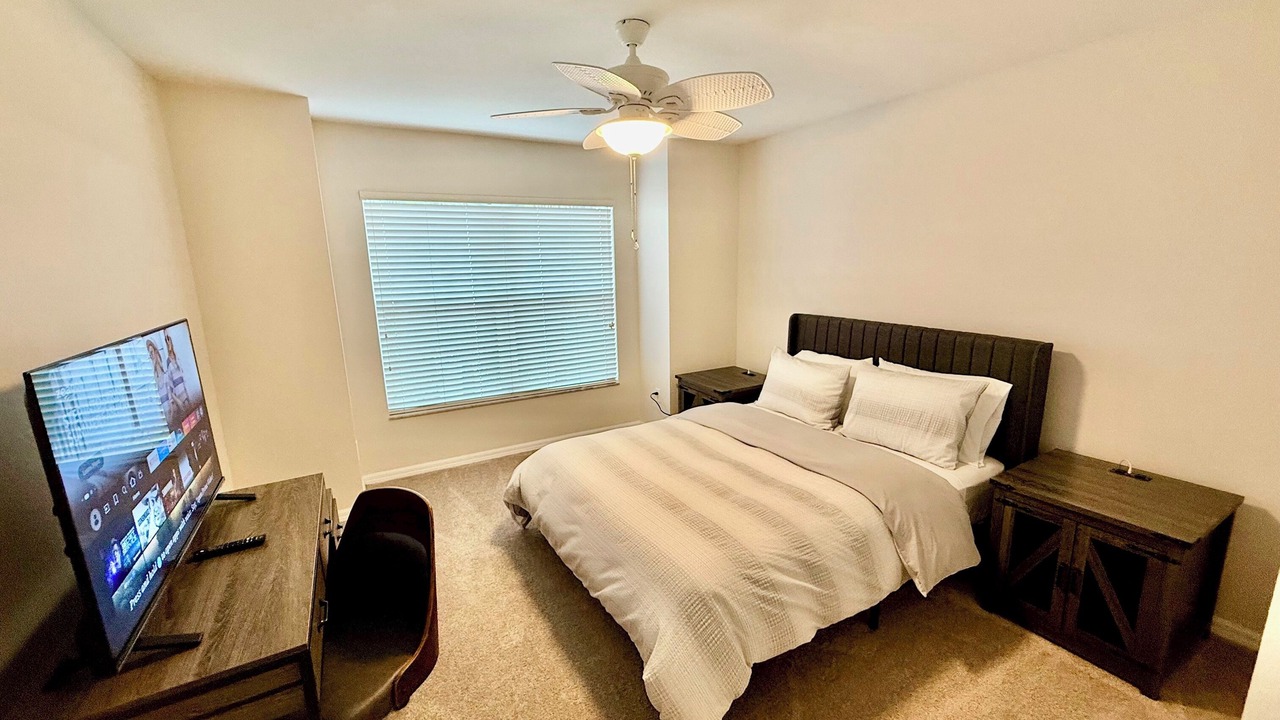 Photo of Bedroom in Sandy Ridge