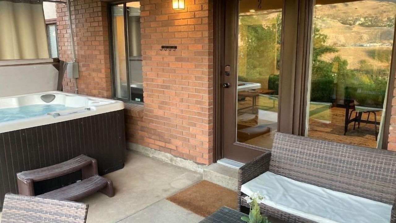 Photo of Patio Balcony in Cottonwood Heights