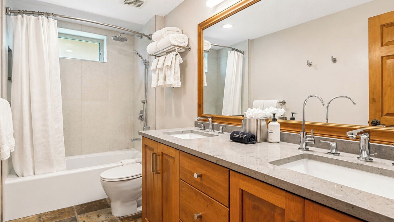 Photo of Bathroom in Bear Hollow Village