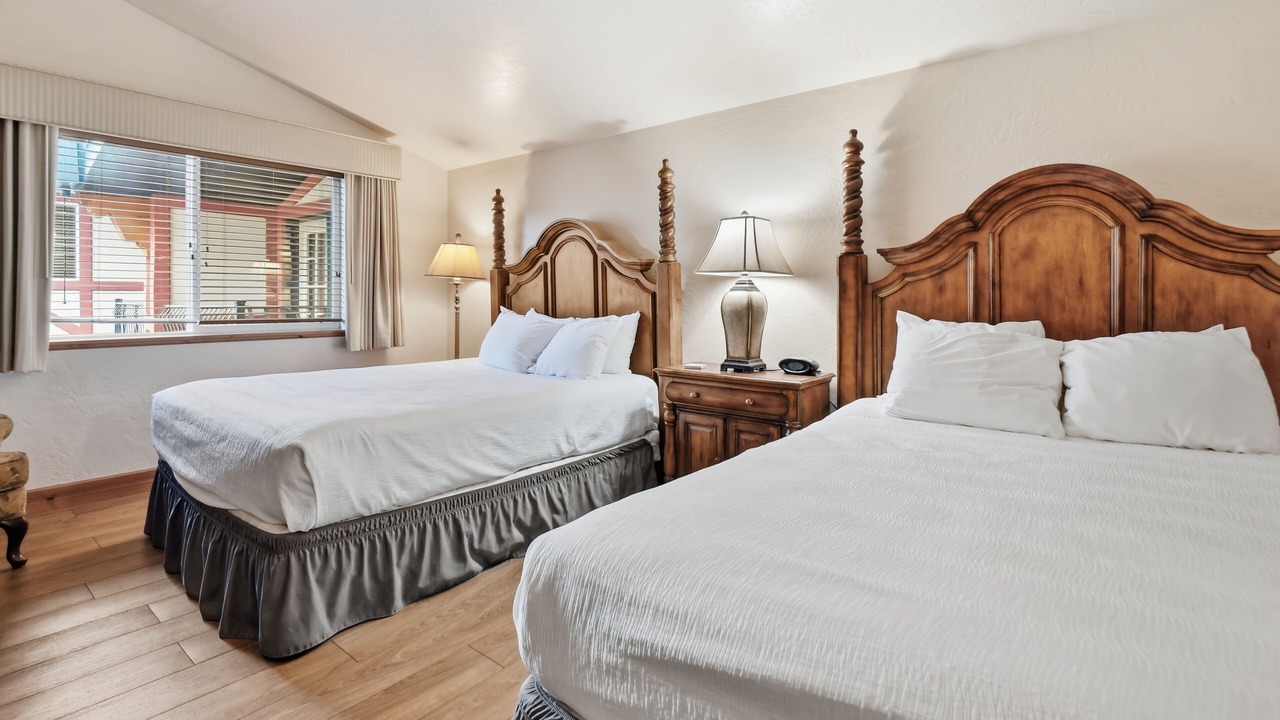 Photo of Bedroom in Midway