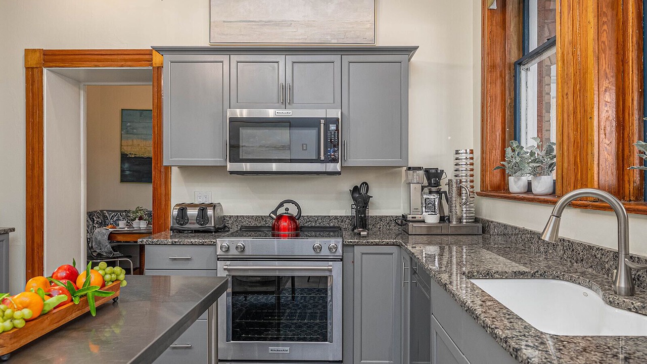 Photo of Kitchen in Historic Downtown Savannah