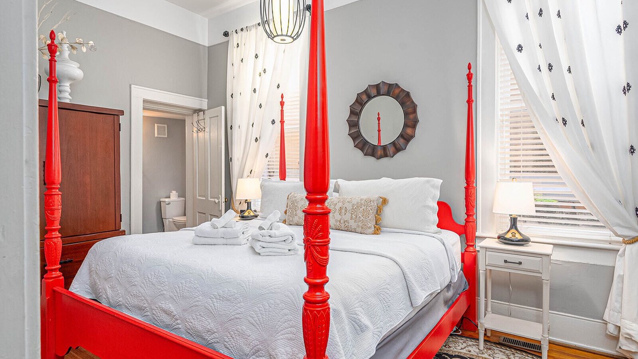 Photo of Bedroom in Historic Downtown Savannah