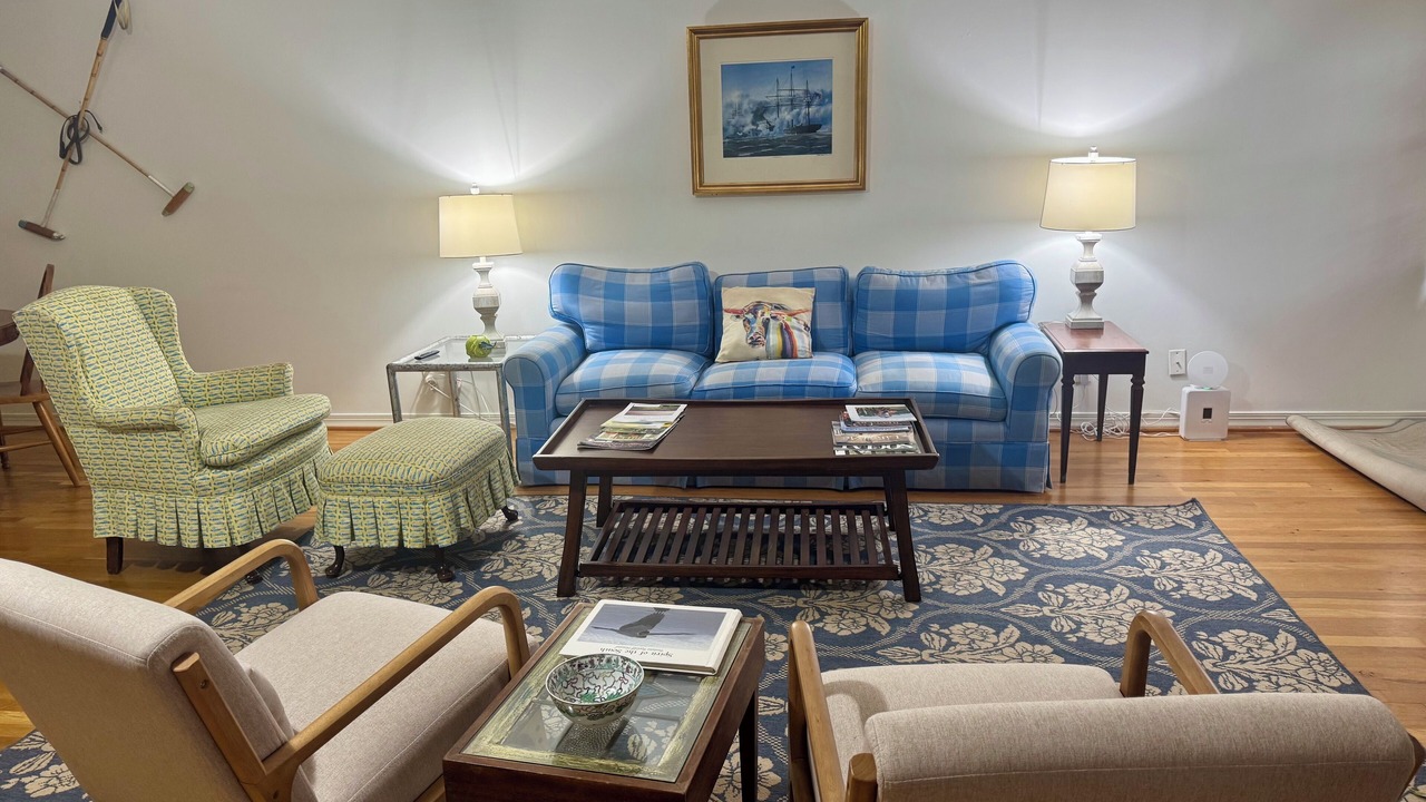 Photo of Livingroom in Point Clear