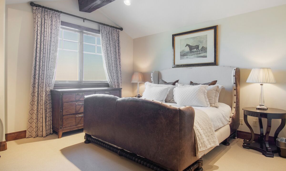 Photo of Bedroom in Empire Pass