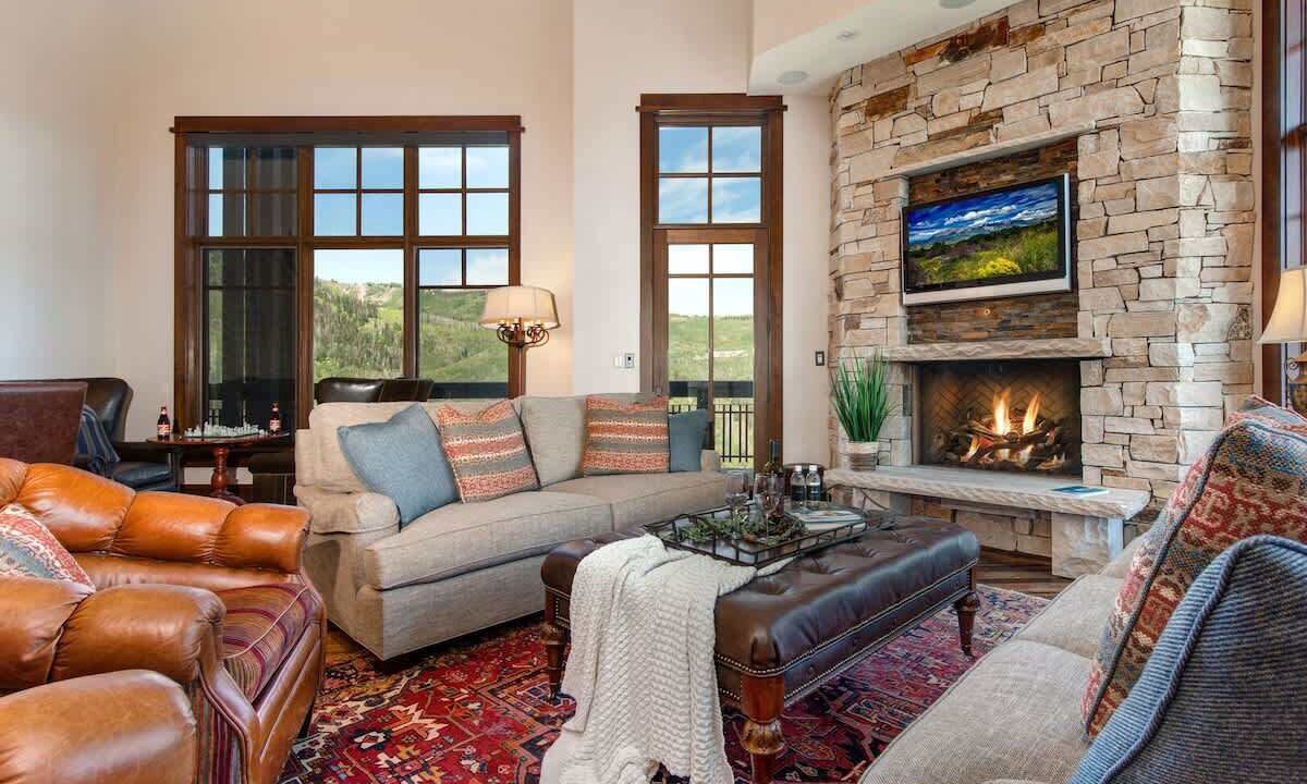 Photo of Livingroom in Empire Pass