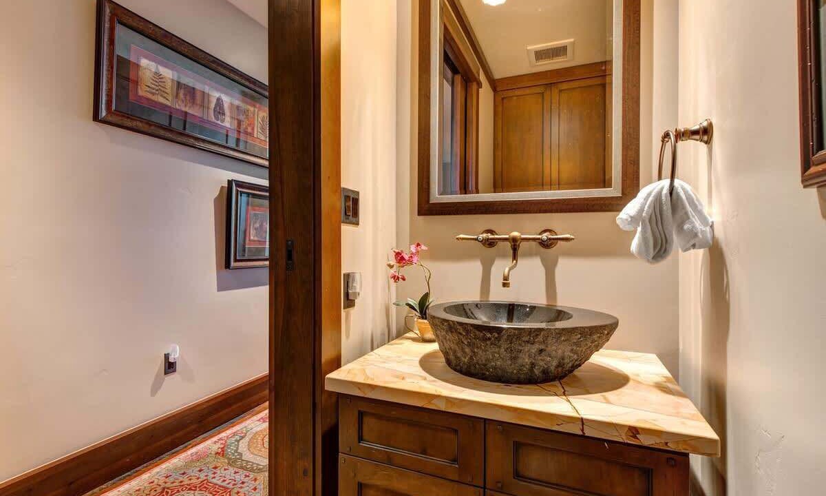 Photo of Bathroom in Empire Pass