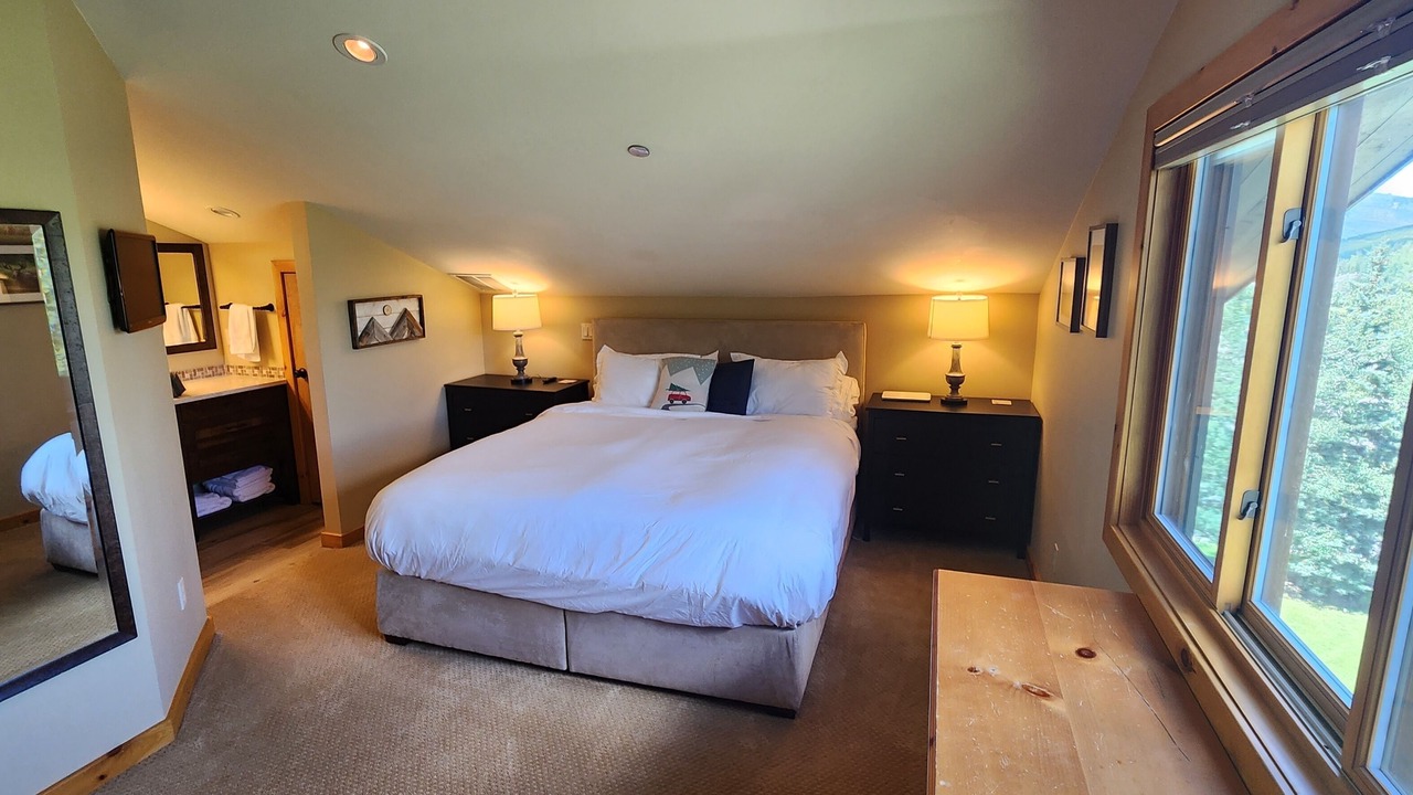 Photo of Bedroom in Deer Valley