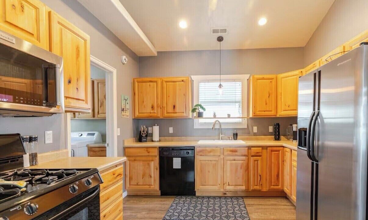 Photo of Kitchen in Central City