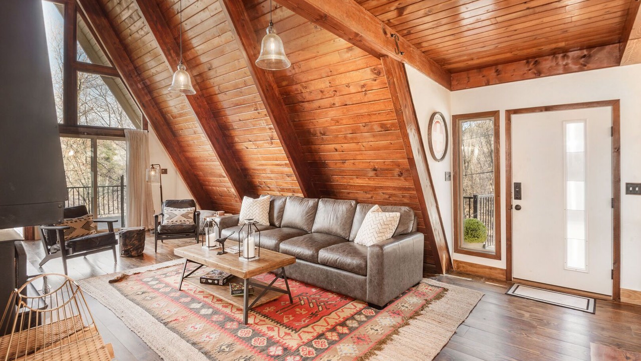 Photo of Livingroom in Sundance