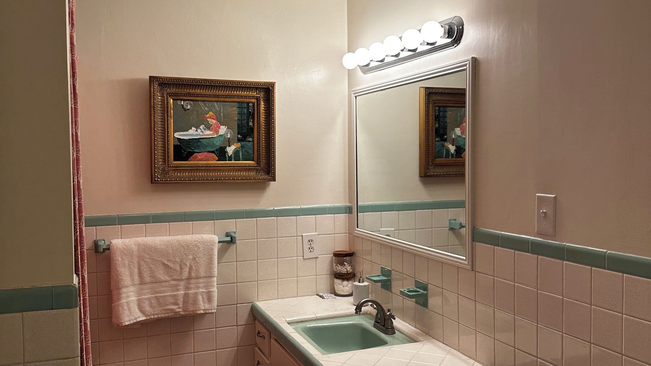 Photo of Bathroom in Paris