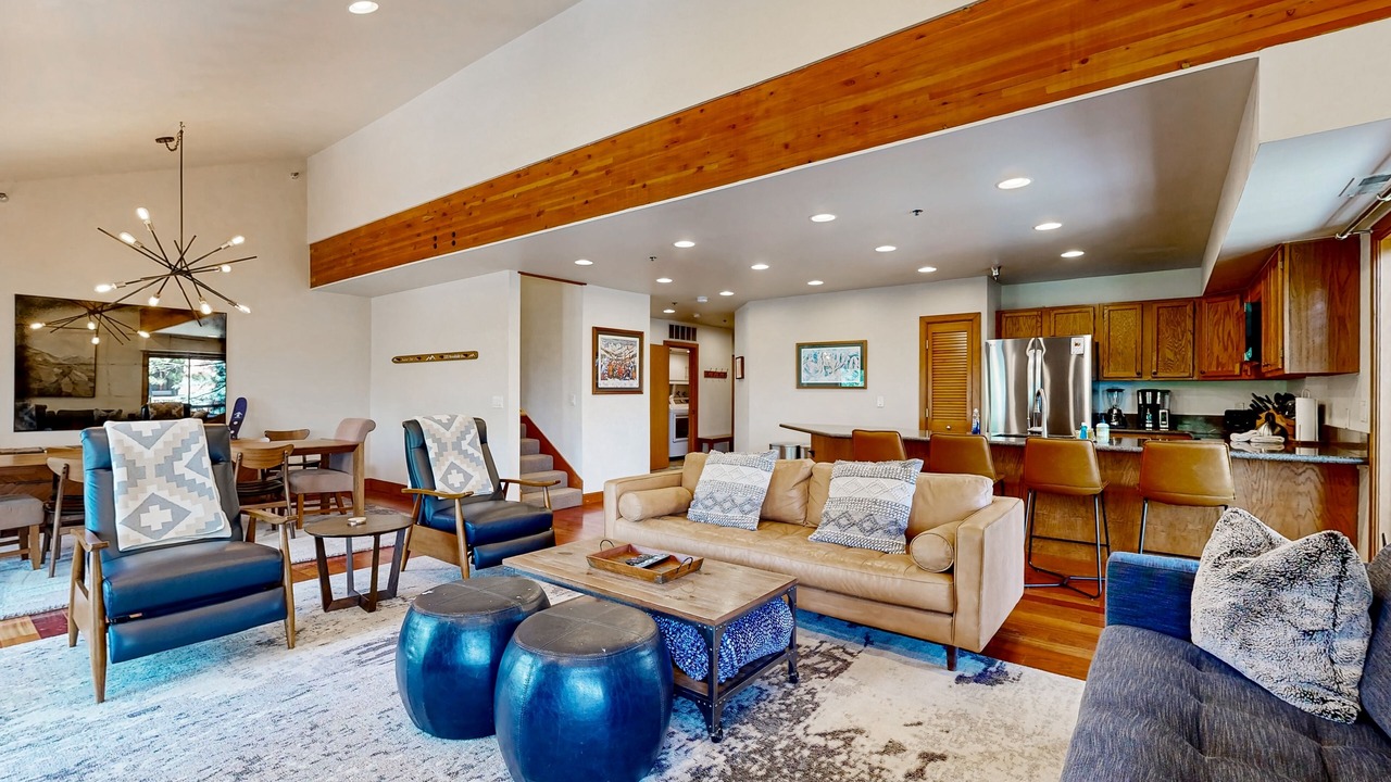 Photo of Livingroom in North Park City