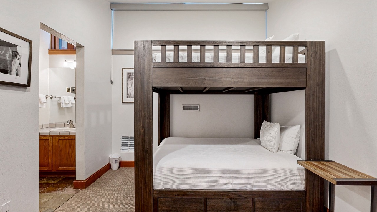 Photo of Bedroom in North Park City