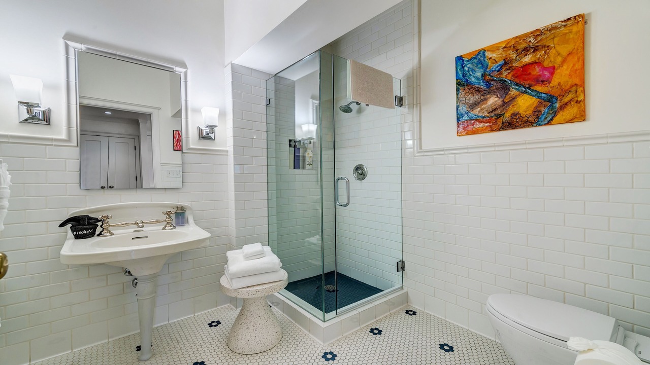 Photo of Bathroom in Downtown Salt Lake City