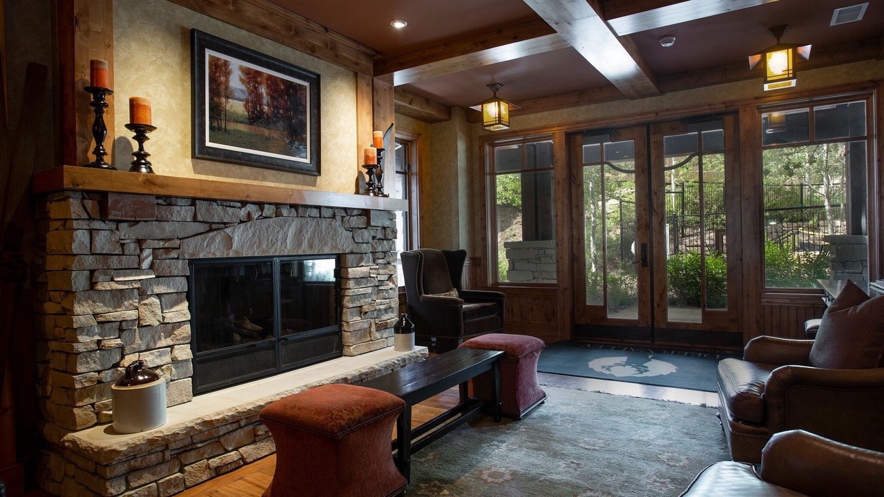 Photo of Livingroom in Empire Pass