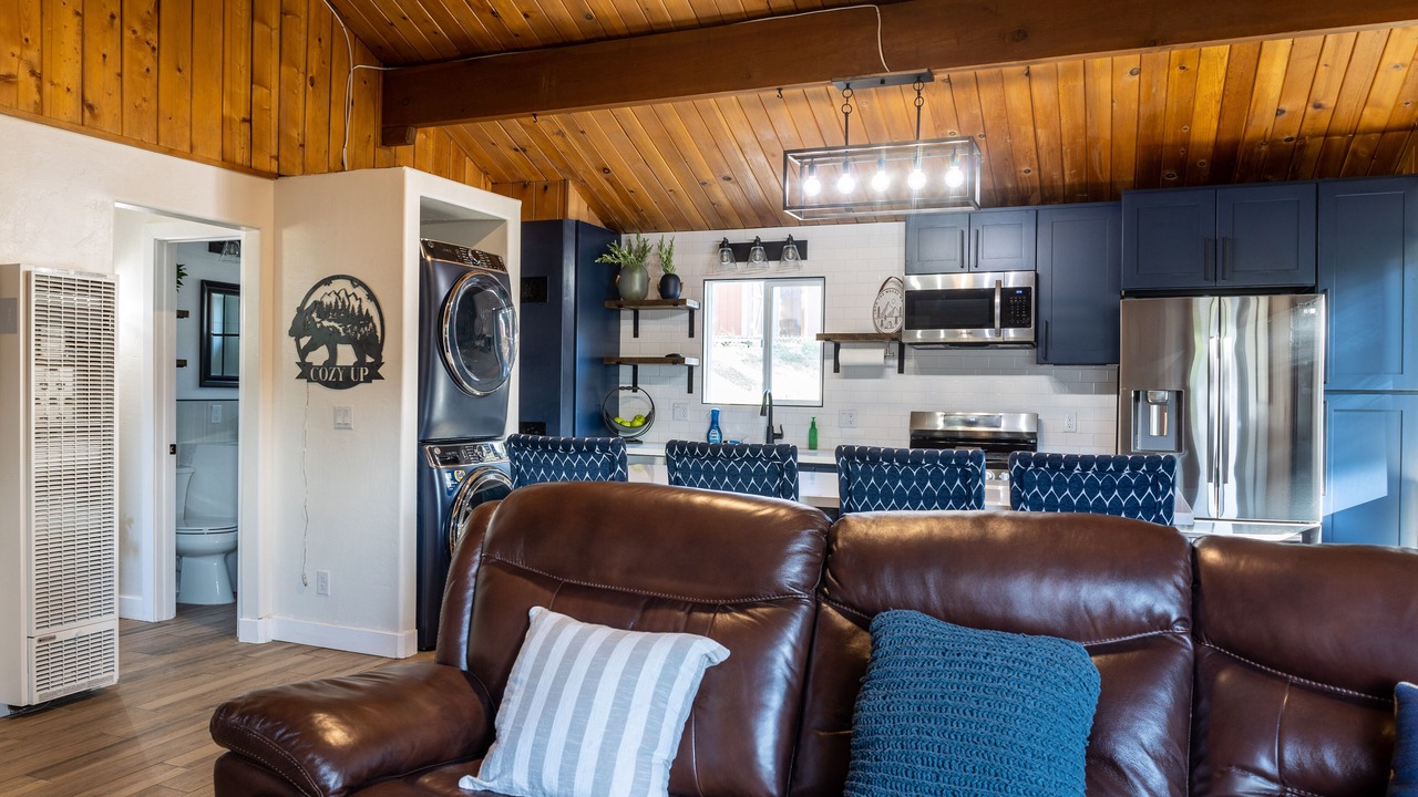 Photo of Livingroom in Big Bear City