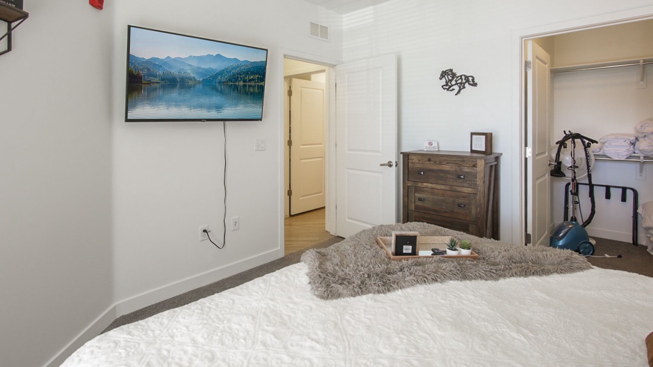 Photo of Bedroom in Draper