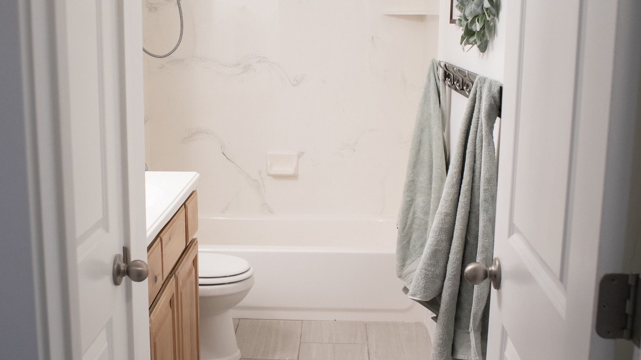 Photo of Bathroom in Eagle Mountain