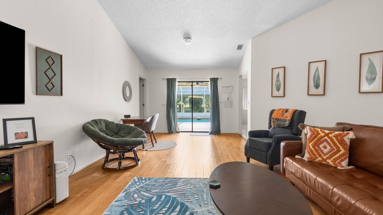 Photo of Livingroom in Spring Hill
