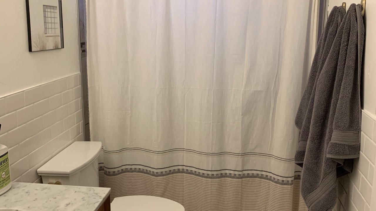 Photo of Bathroom in Hillcrest