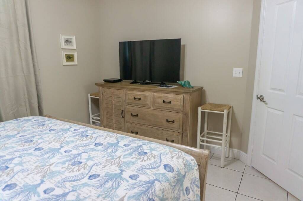 Photo of Bedroom in Miramar Beach