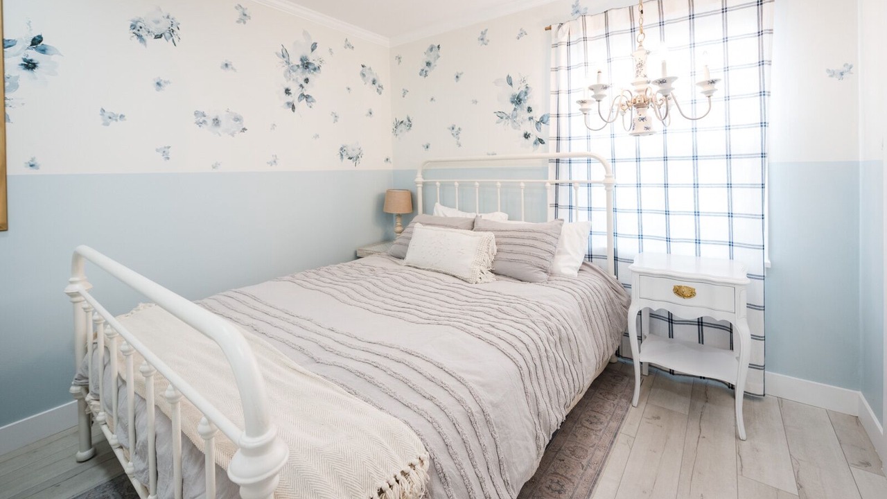Photo of Bedroom in Central City
