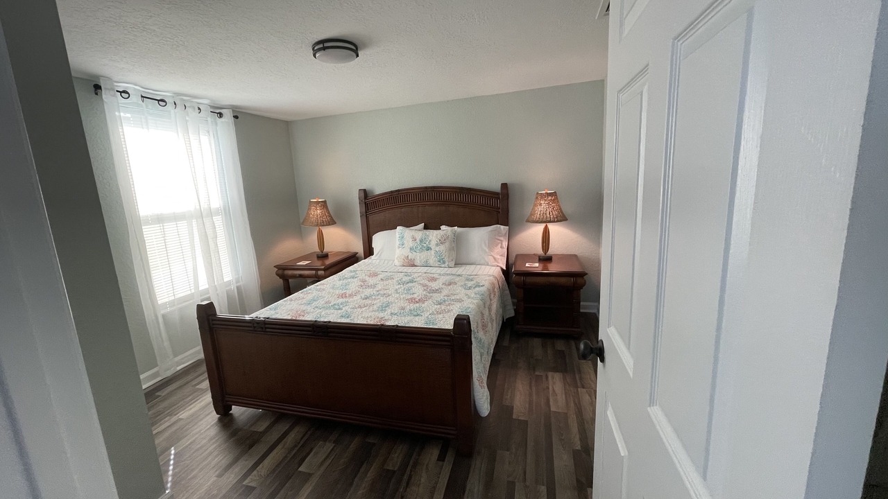 Photo of Bedroom in Colonial Hills