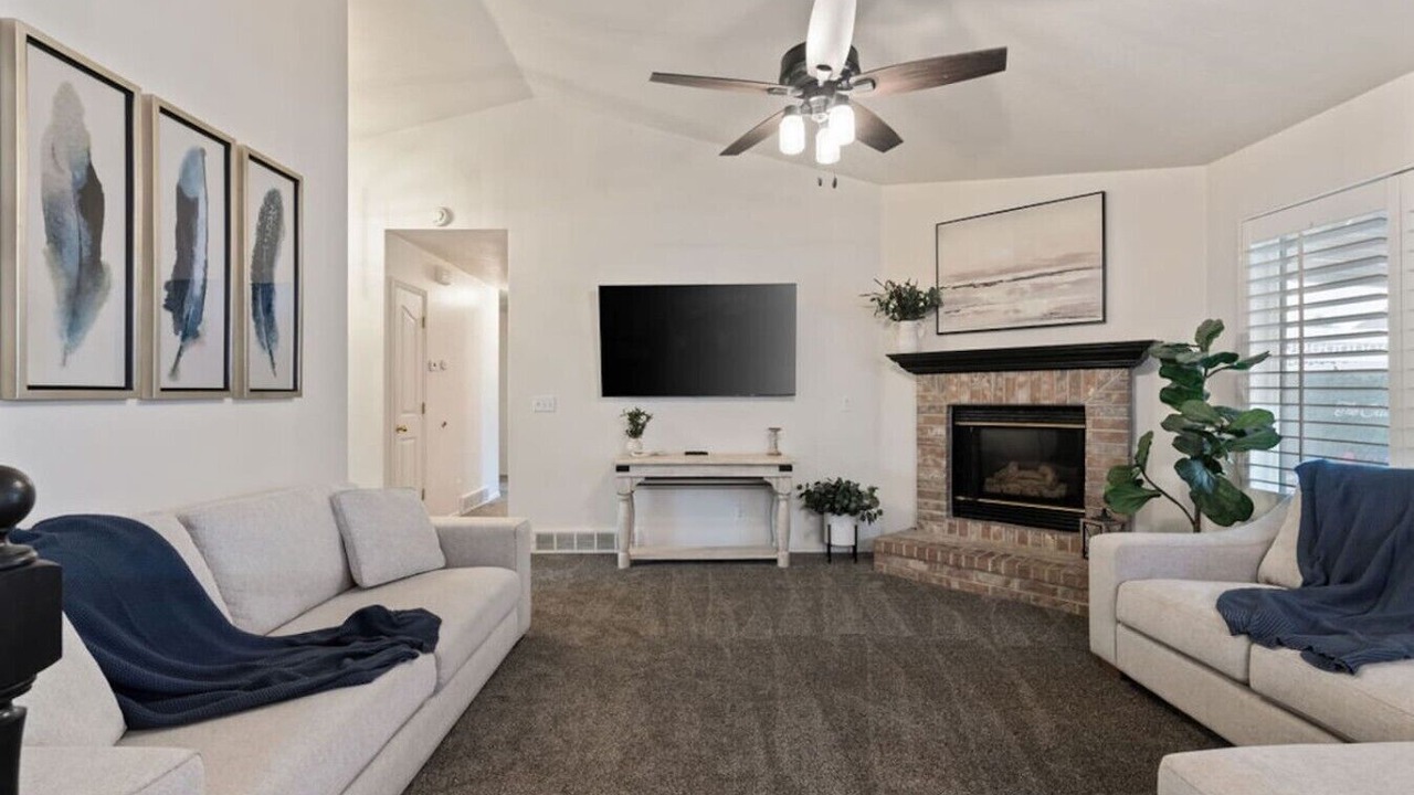 Photo of Livingroom in South Jordan