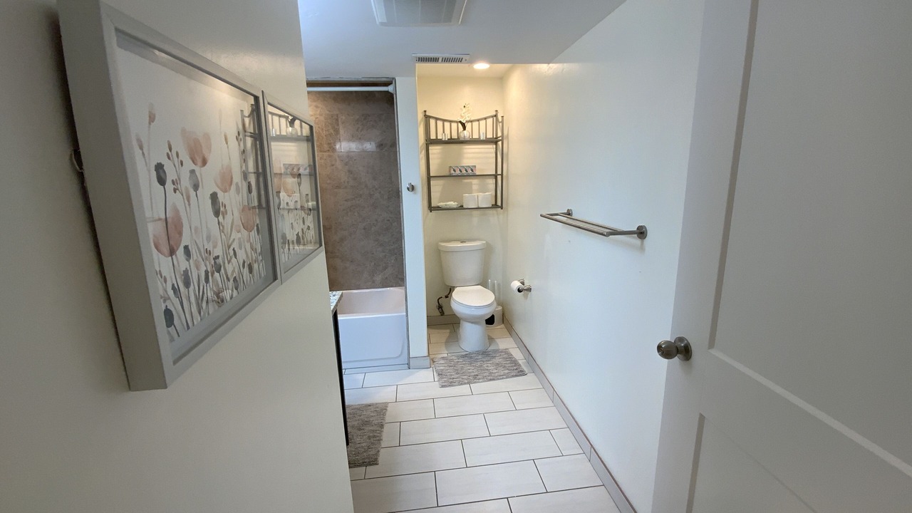 Photo of Bathroom in Sandy