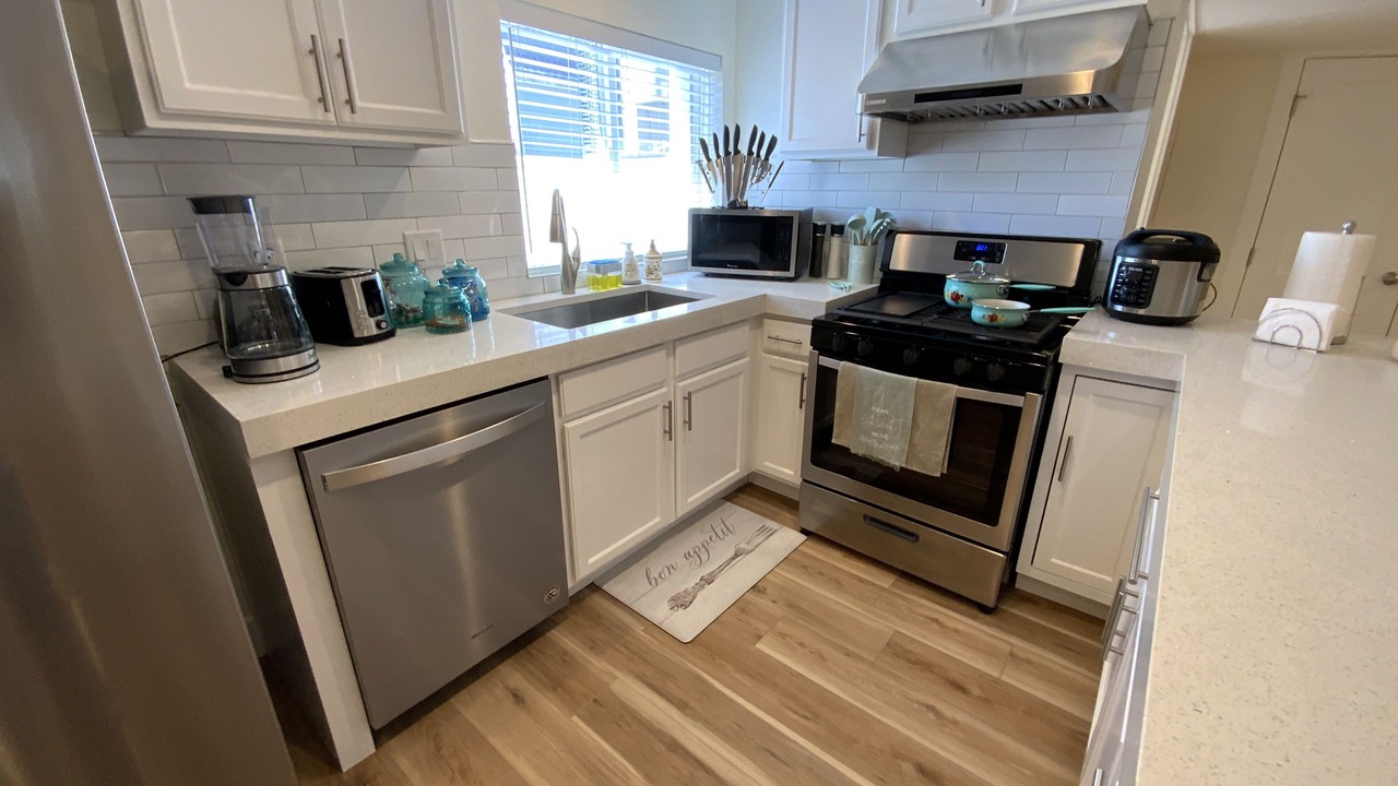Photo of Kitchen in Sandy