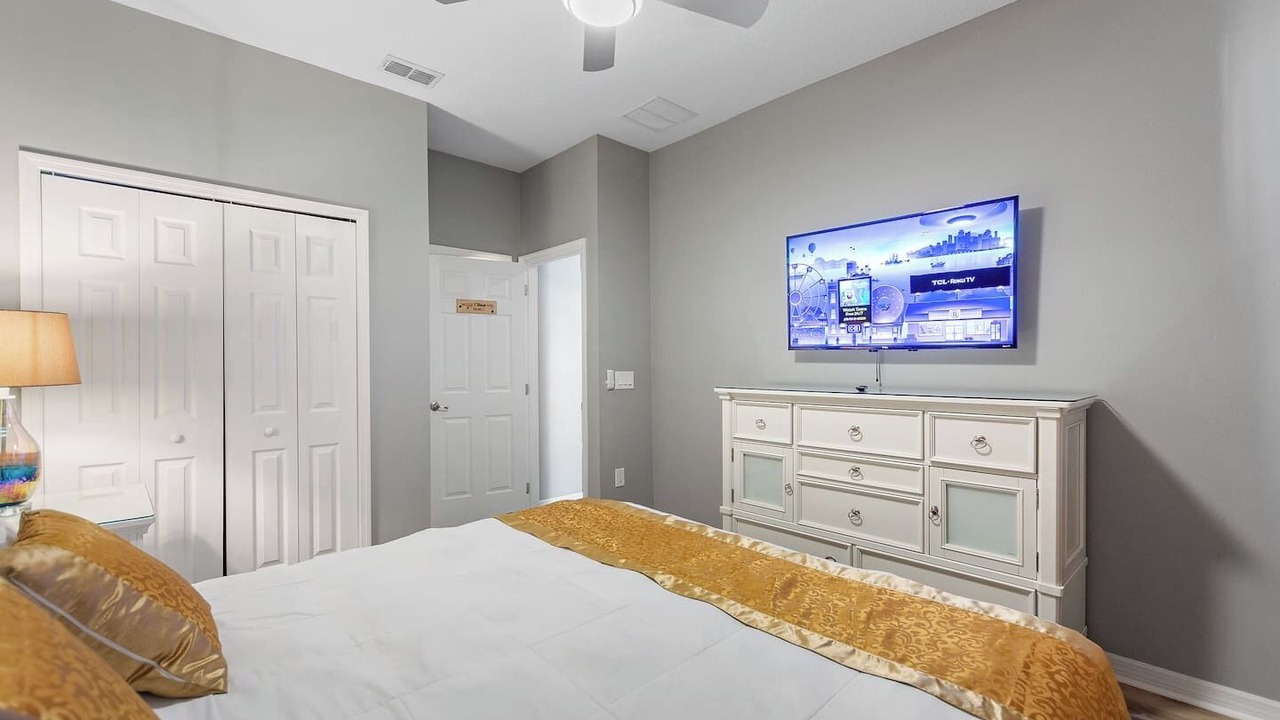 Photo of Bedroom in Loughman