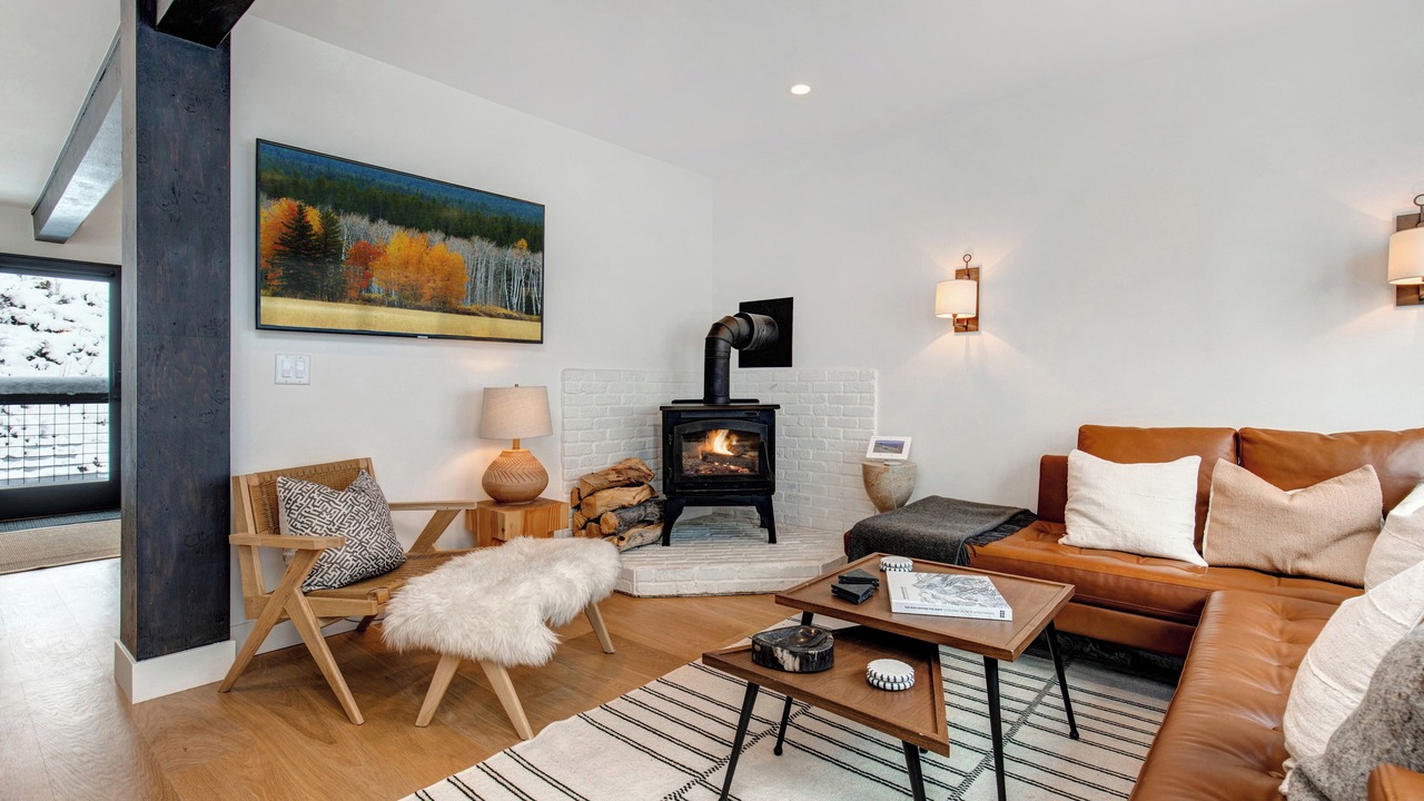 Photo of Livingroom in Deer Valley