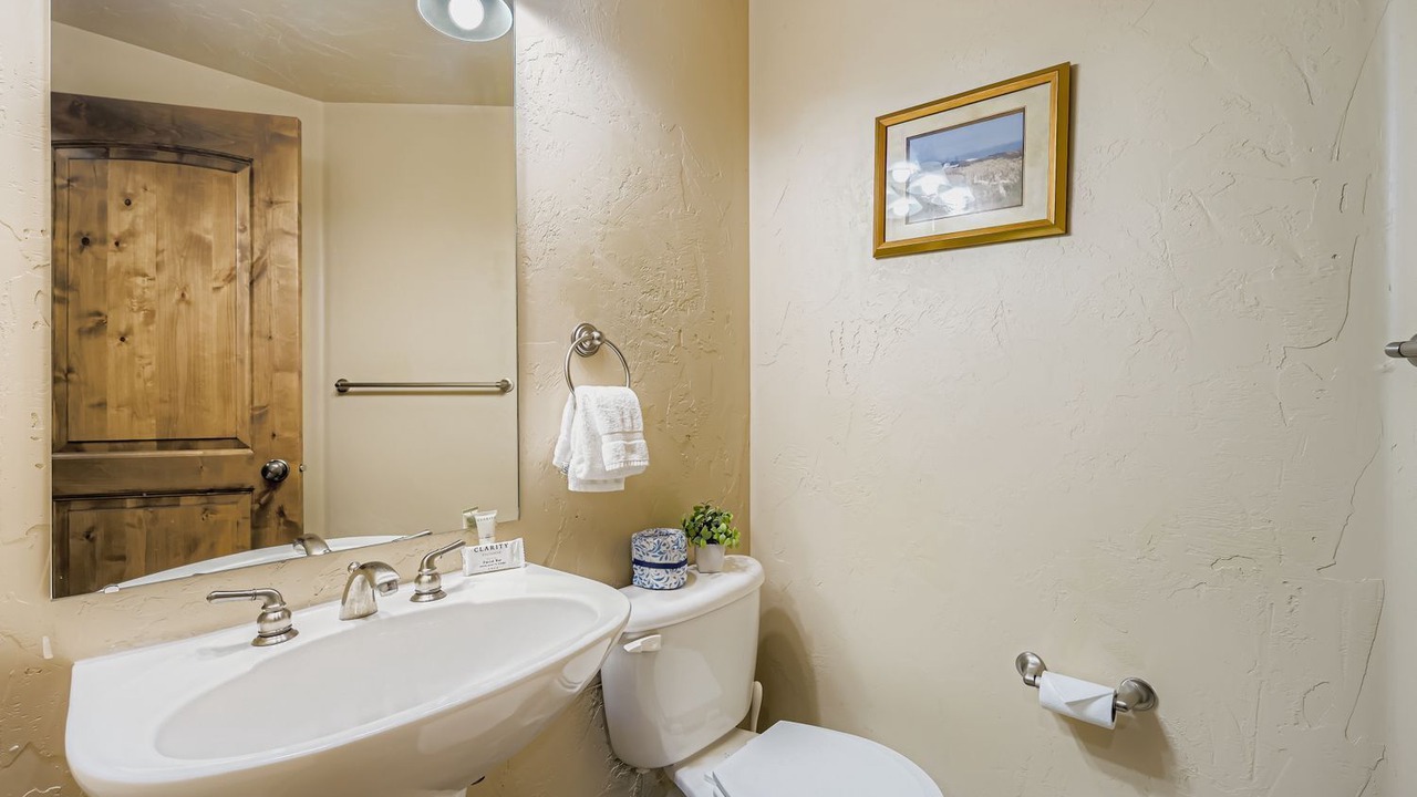 Photo of Bathroom in Kimball Junction